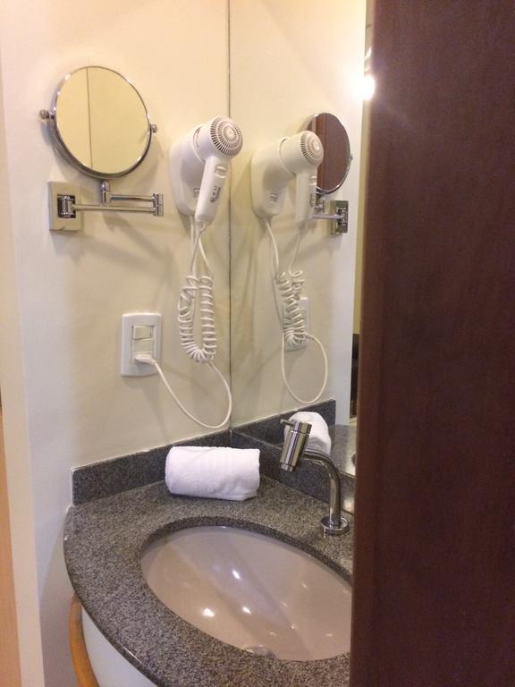 Apart Quartier Latin Hotel Витория Экстерьер фото