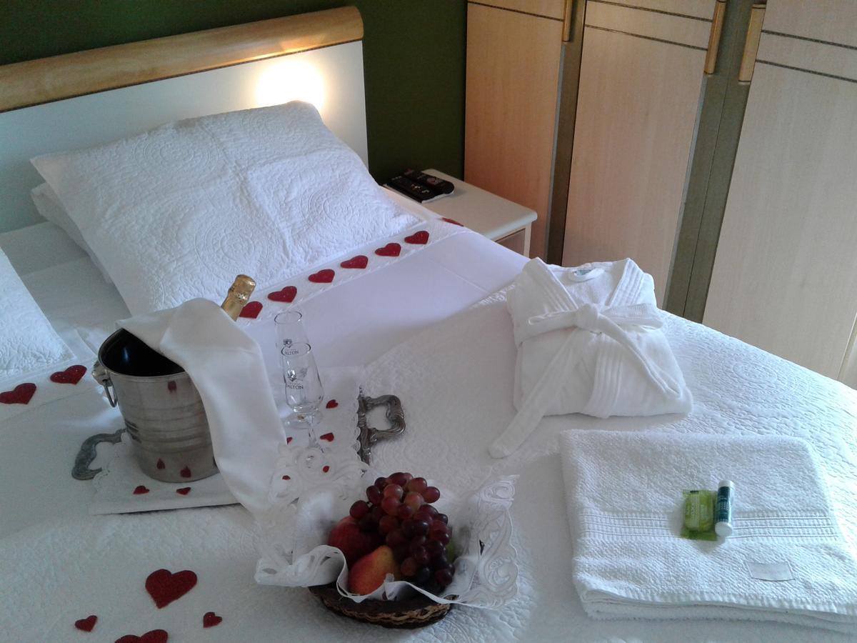 Apart Quartier Latin Hotel Витория Экстерьер фото